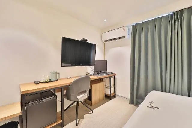 Busan Suyeong Spring Day Motel